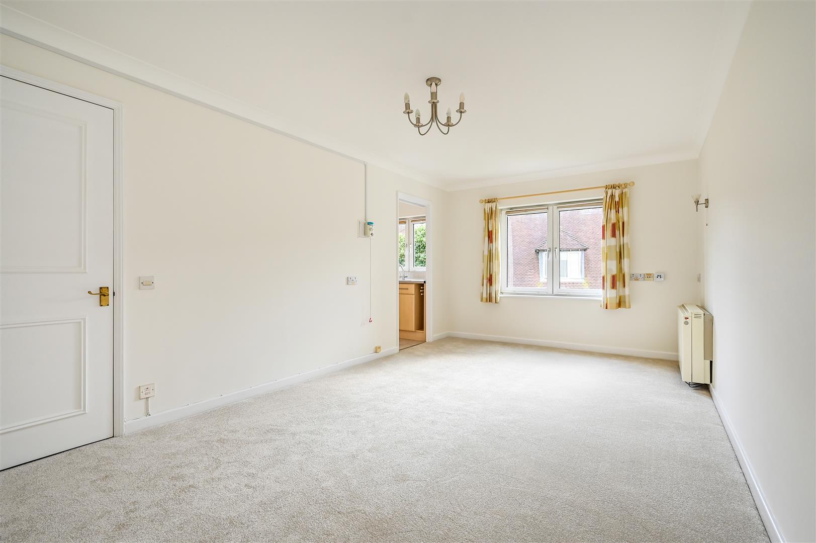 Henty Gardens, Chichester Charles Peck